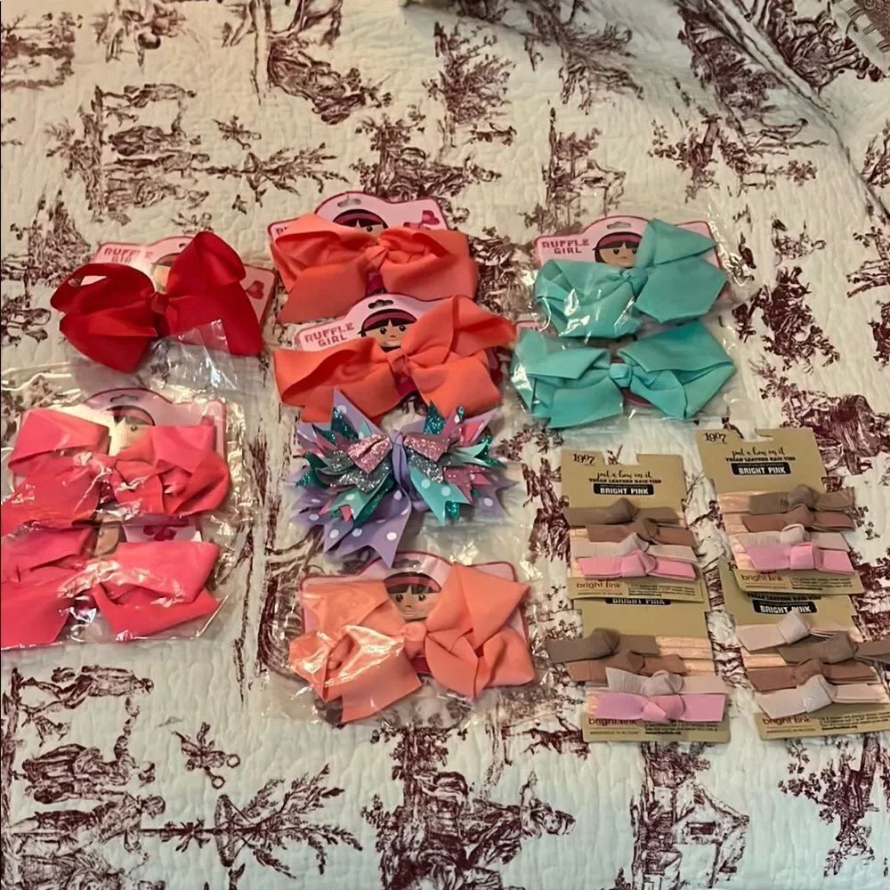 Ruffle girl bows
